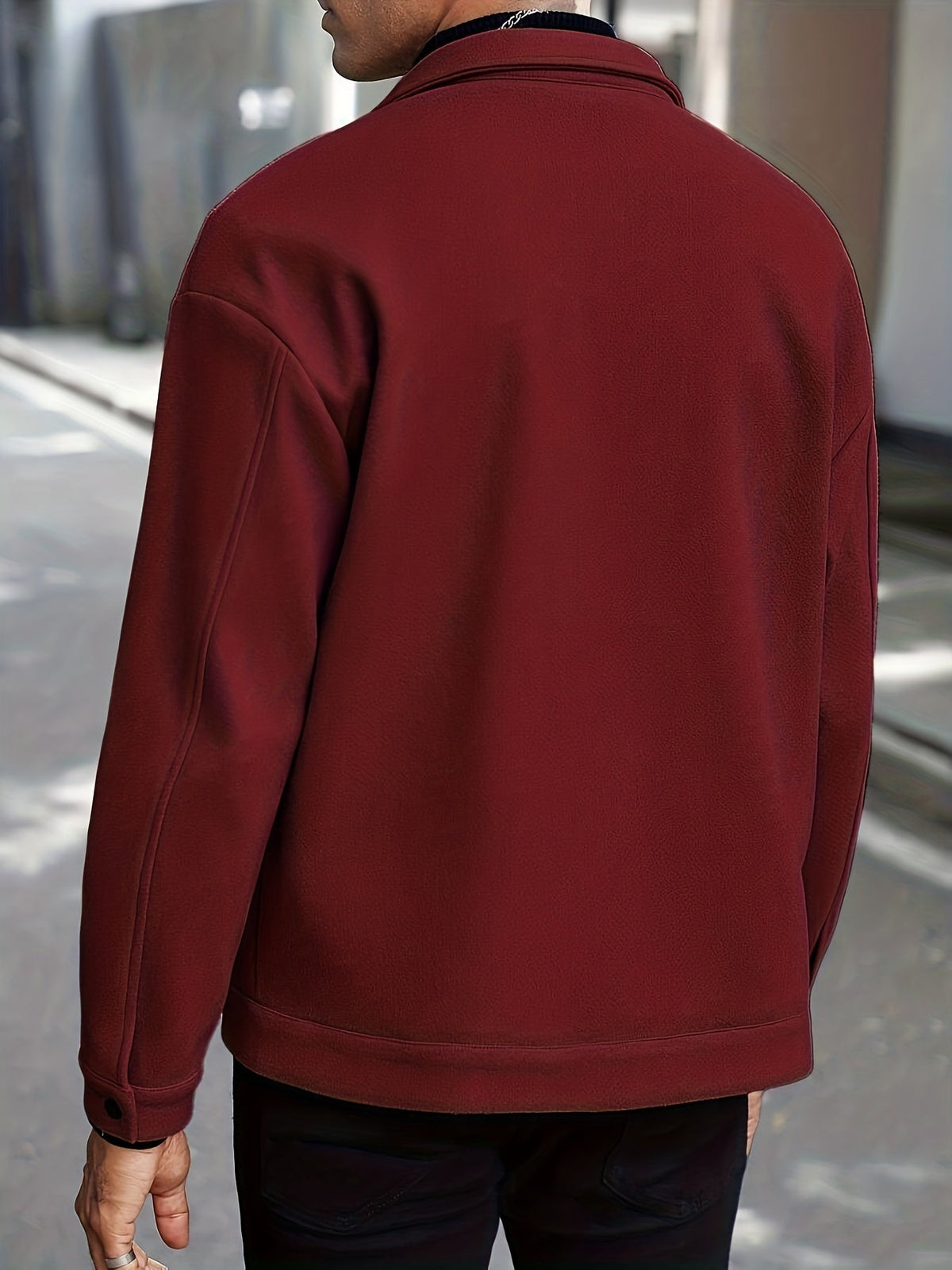Giacca Uomo con Bottoni a Pressione – Design Contemporaneo