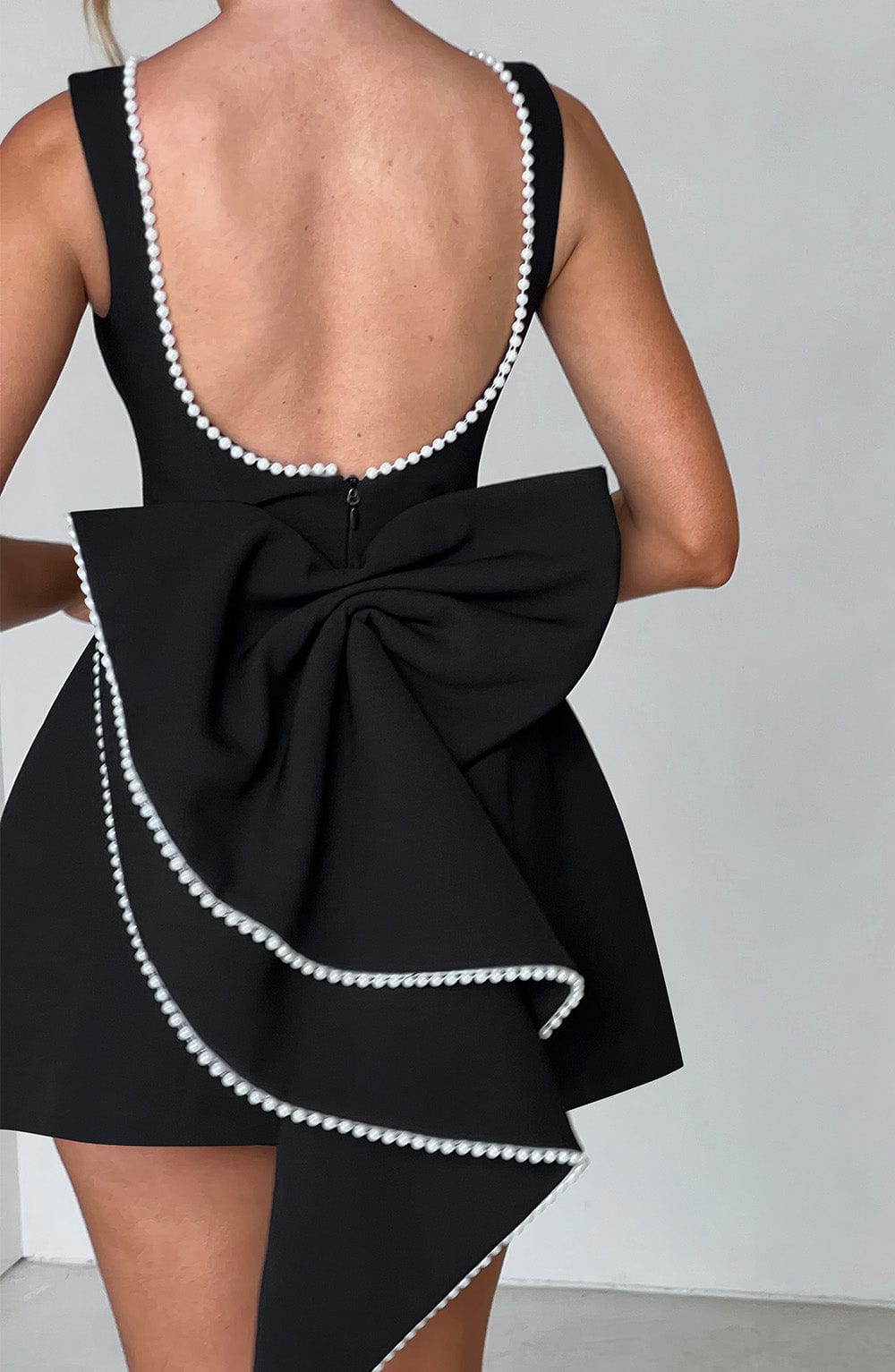 Abito Mini A-Line da Sposa con Finiture in Perle
