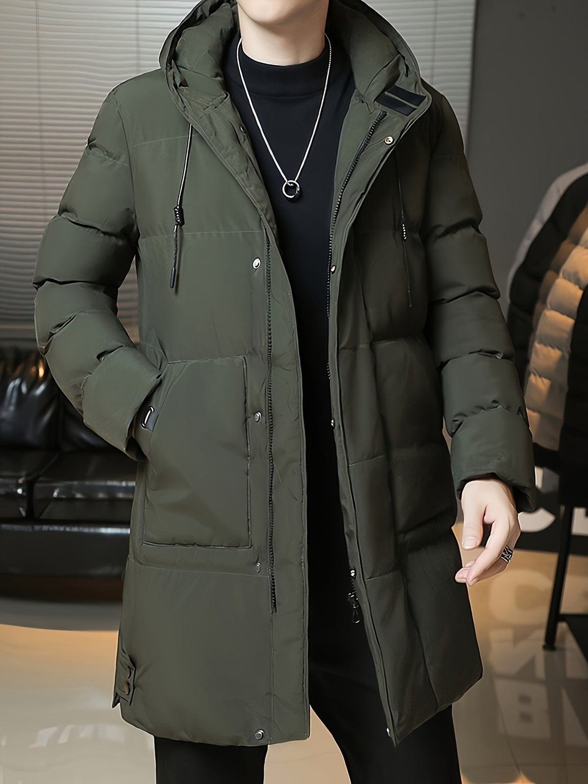 Cappotto Uomo Lungo con Cappuccio – Protezione Invernale Completa