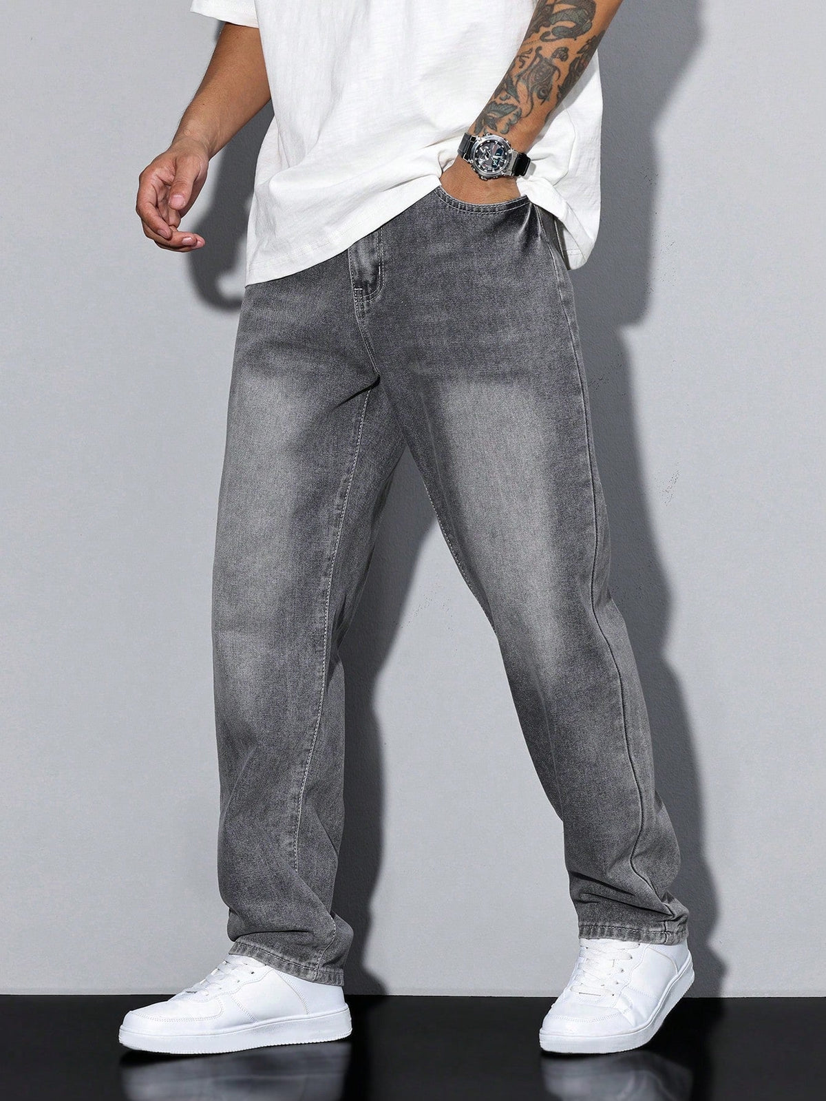 Jeans Uomo Relaxed Fit a Gamba Dritta