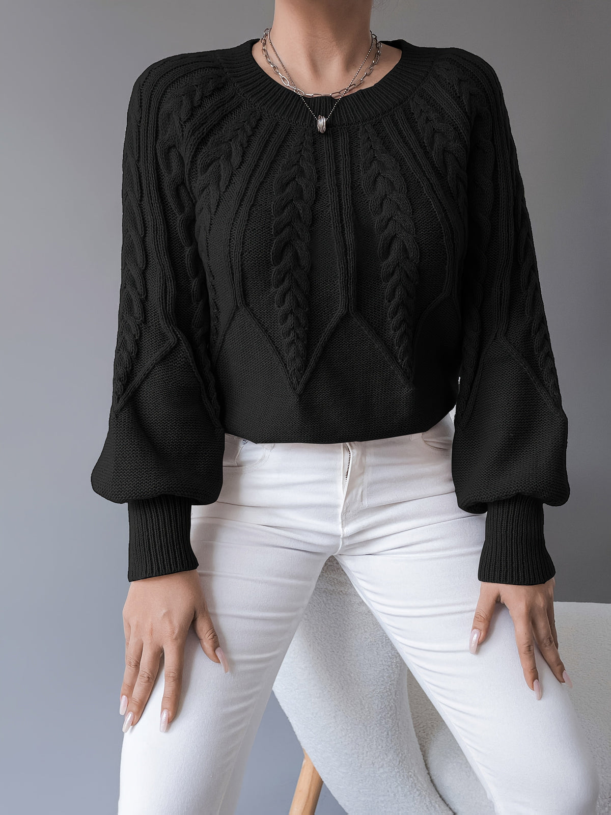 Maglione Donna a Trecce con Maniche a Lanterna – Design Romantico