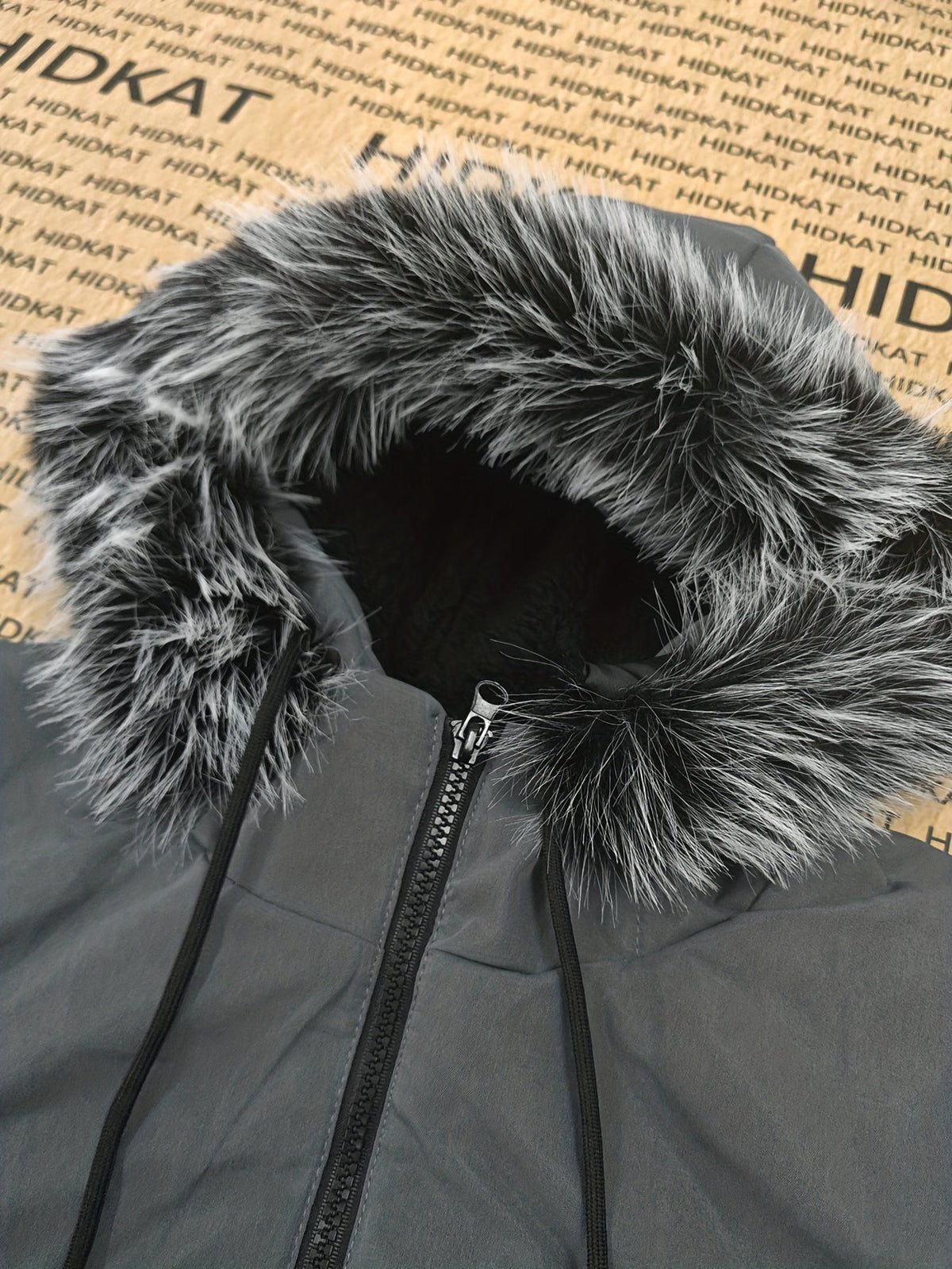 Parka Uomo Midi con Cappuccio – Protezione Invernale Urbana