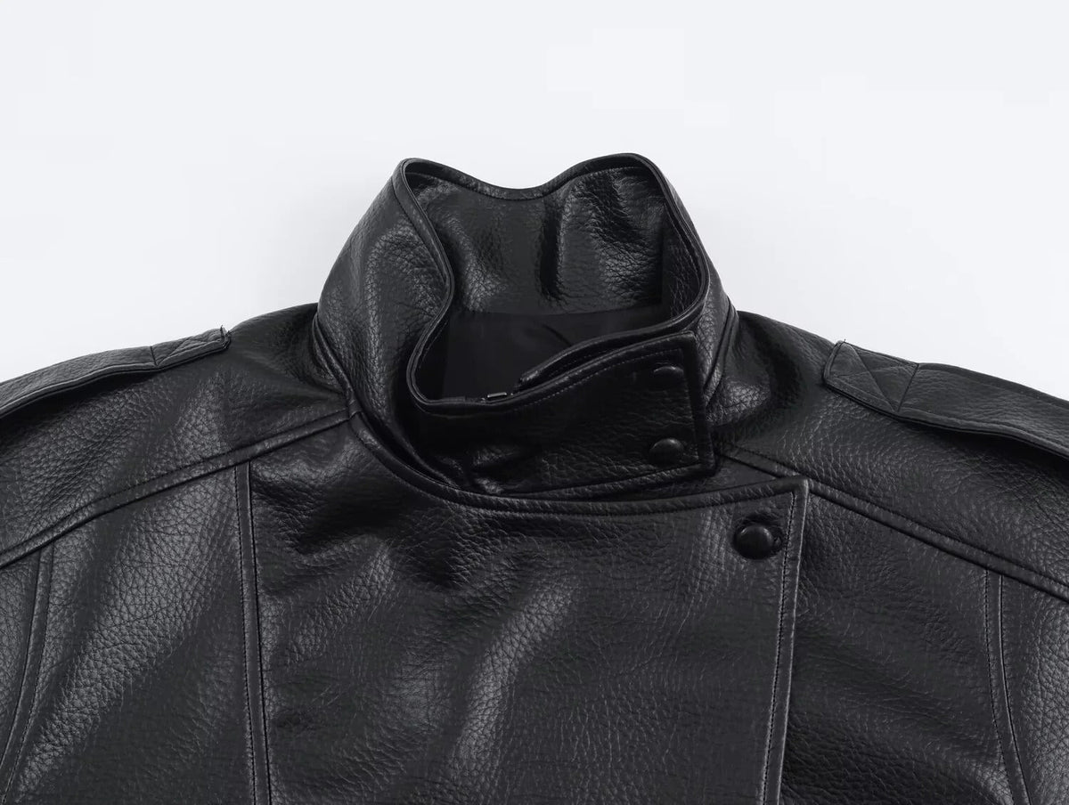 Giacca Donna in Ecopelle con Collo Alto – Eleganza Strutturata