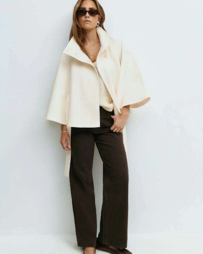 Mantella Donna con Cintura e Collo Rialzato – Cappotto Elegante e Versatile