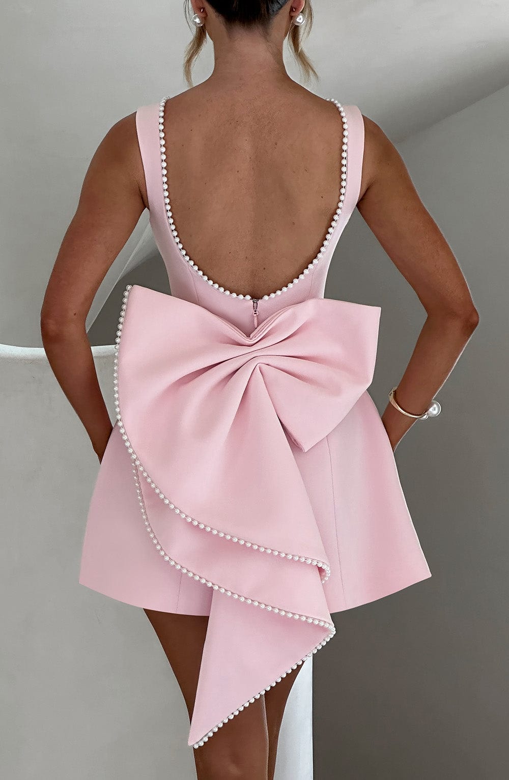 Abito Mini A-Line da Sposa con Finiture in Perle