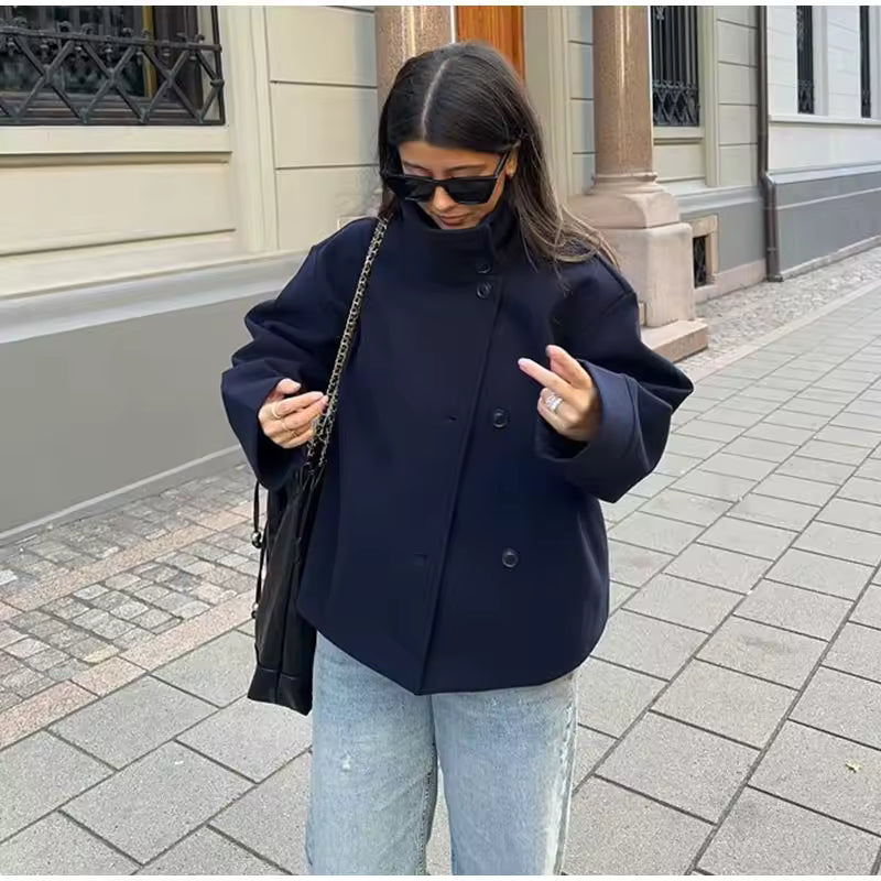 Cappotto Corto Donna Elegante con Doppiopetto – Comodo e Versatile