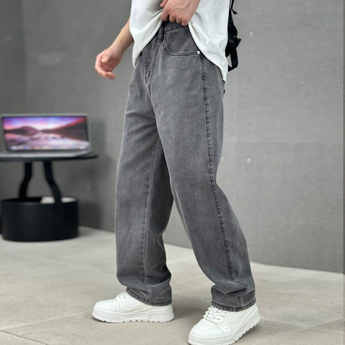 Jeans a Gamba Dritta Uomo Fit Ampio