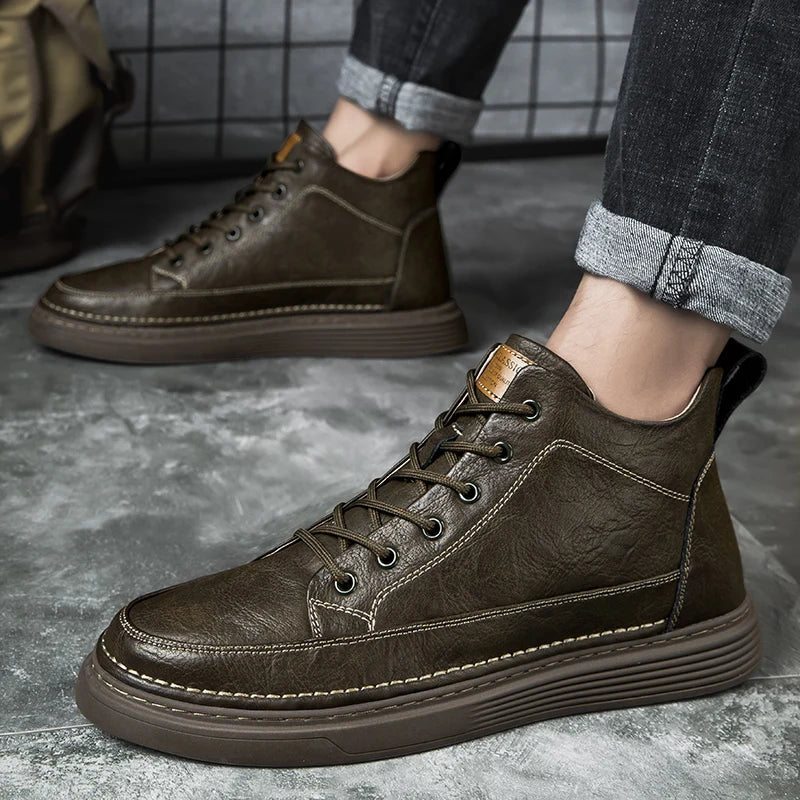 Stivali Uomo Robusti con Lacci – Stile Urban e Industrial