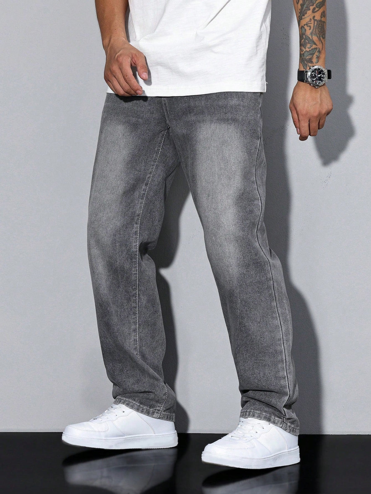 Jeans Uomo Relaxed Fit a Gamba Dritta