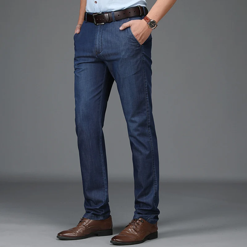 Jeans a Taglio Classico Elasticizzato Uomo – Vita Media