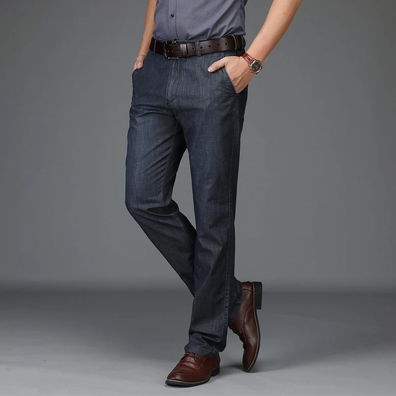 Jeans a Taglio Classico Elasticizzato Uomo – Vita Media