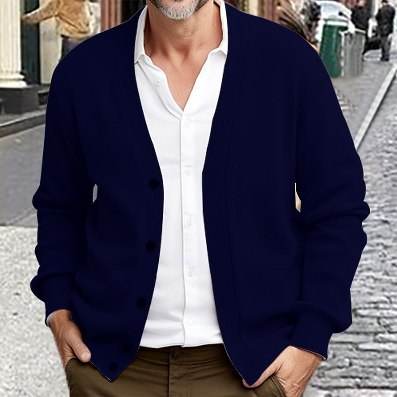 Cardigan Uomo a Costine con Scollo a V – Look Raffinato